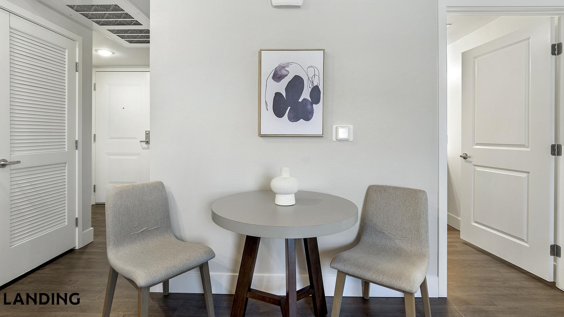 Building Photo - 1007 S Mint St