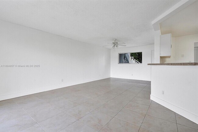 Building Photo - 3417 NW 44th St