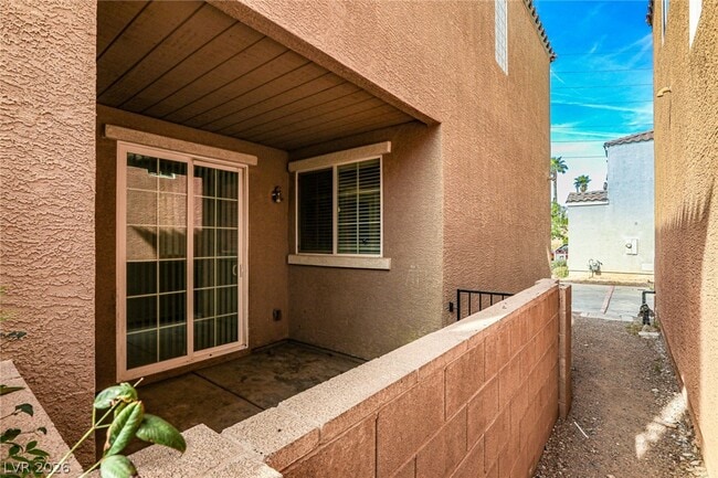 Building Photo - 7560 Trendy Ct