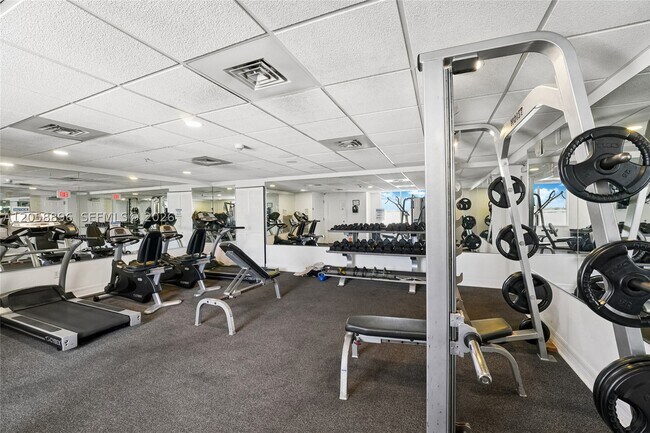 Building Photo - 900 SW 8th St