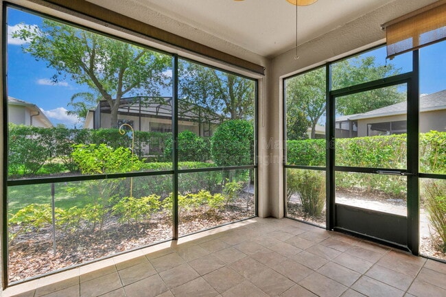 Building Photo - 3677 Serena Ln