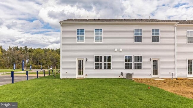 Building Photo - 619 Benjamin Ct