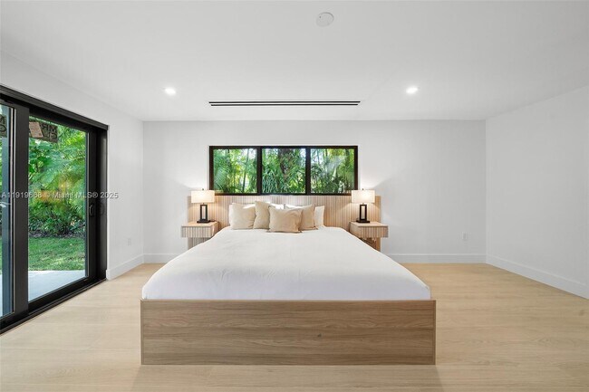 Building Photo - 7291 SW 129th St