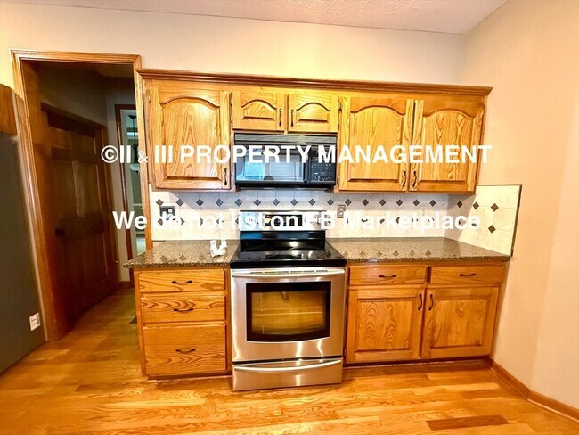 Building Photo - 9103 W 131st Pl