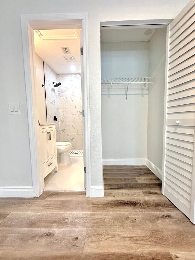 Building Photo - 1735 Michigan Ave NE