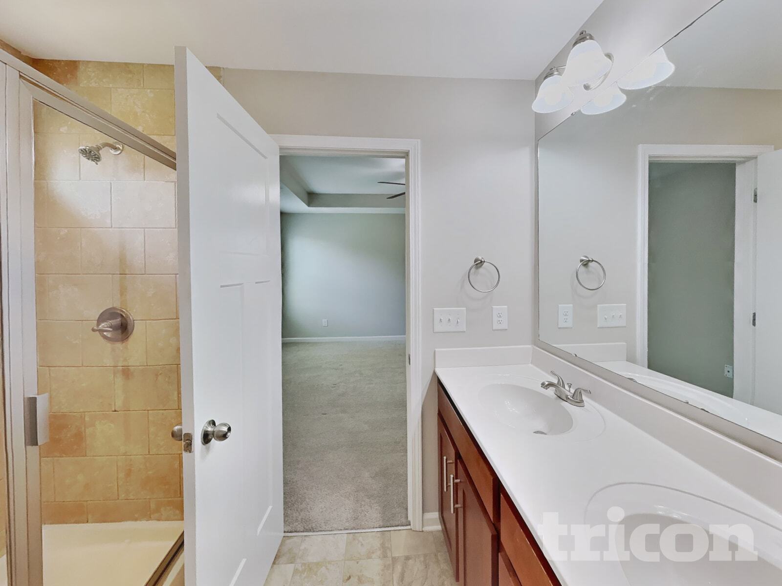 Building Photo - 877 Juno Dr