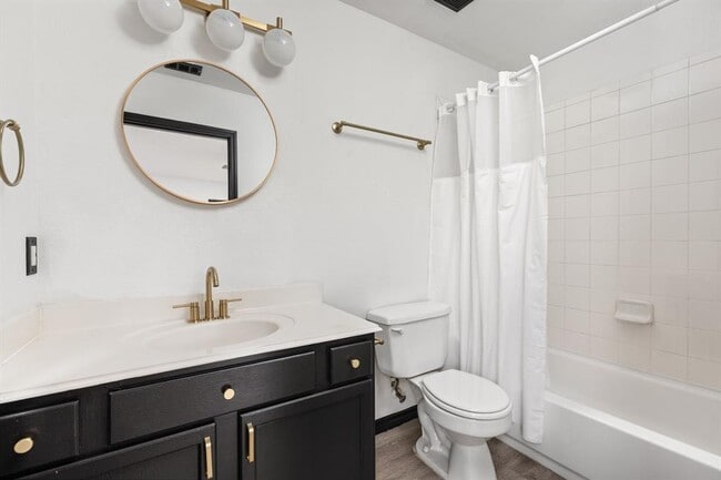 Building Photo - 6908 Villita Cove