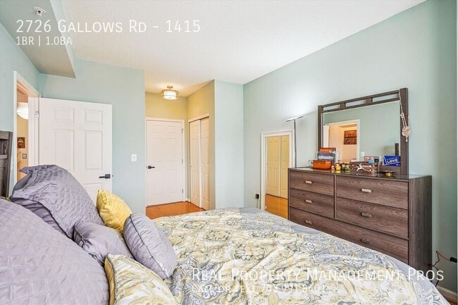 Building Photo - 2726 Gallows Rd