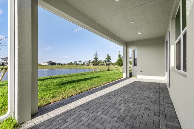 Building Photo - 14192 Lacebark Ln