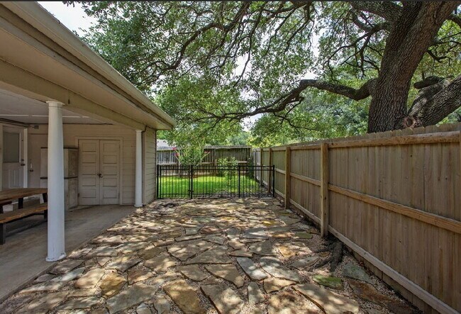 Building Photo - Title Completely Updated Historic Bryan Charmer with Modern Finishes & Timeless 1935 Character