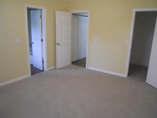 Building Photo - 237 Hallie Hills Pl