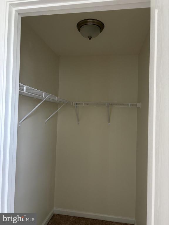 Building Photo - 40 Orch Grn Dr