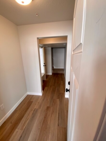 Building Photo - 4211 W Willard Park Ct