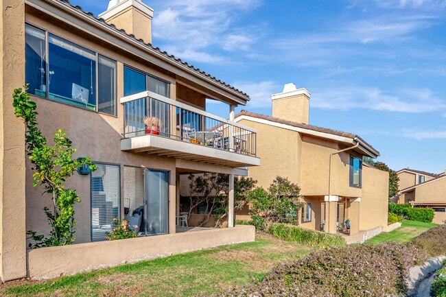 Building Photo - 2559 Caminito Muirfield