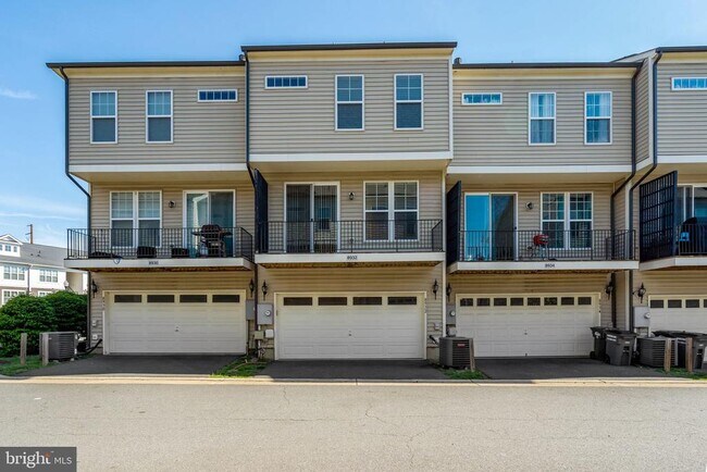 Building Photo - 8932 Dahlgren Ridge Rd