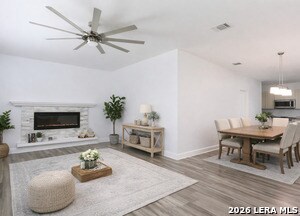 Building Photo - 508 E Thompson Pl