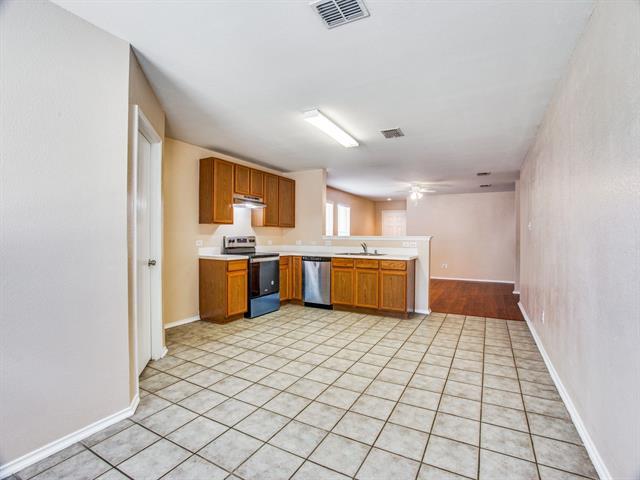 Building Photo - 1128 Maplewood Ln
