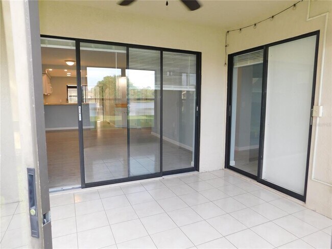 Building Photo - 331 Woodlake Wynde