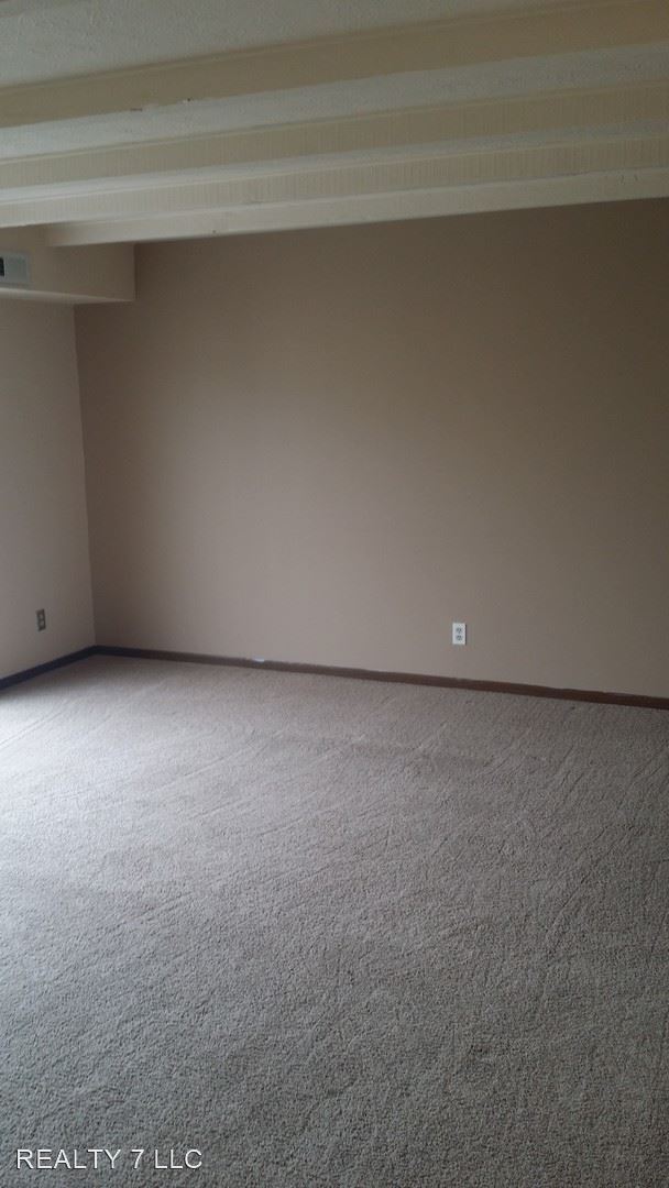 Building Photo - 1667 Cedarwood Dr