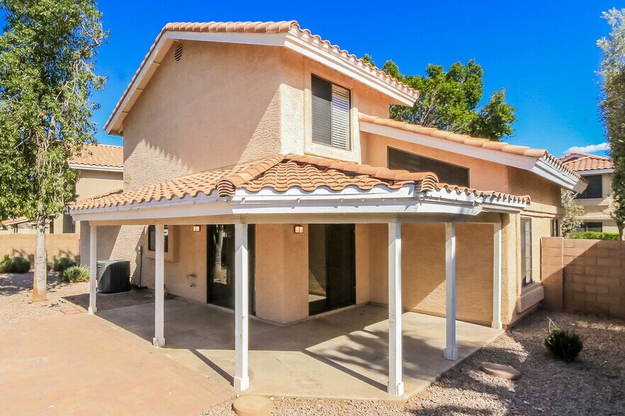 Building Photo - 1338 N Brittany Ln