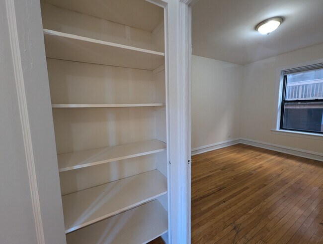 Building Photo - 2706 N Spaulding Ave