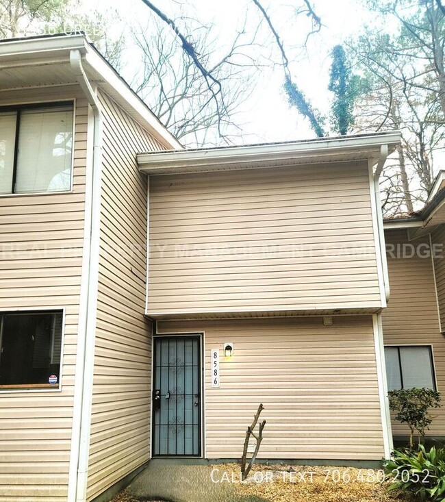 Building Photo - 8586 Creekwood Way