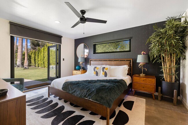 Building Photo - Stylish Fully Furnished Home in Palm Springs - Annual Lease
