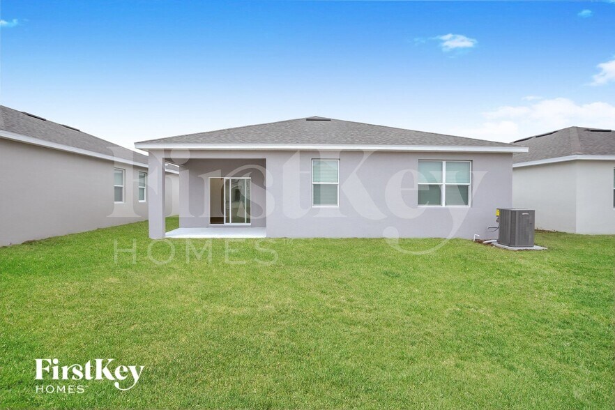Building Photo - 356 Corbel Ln