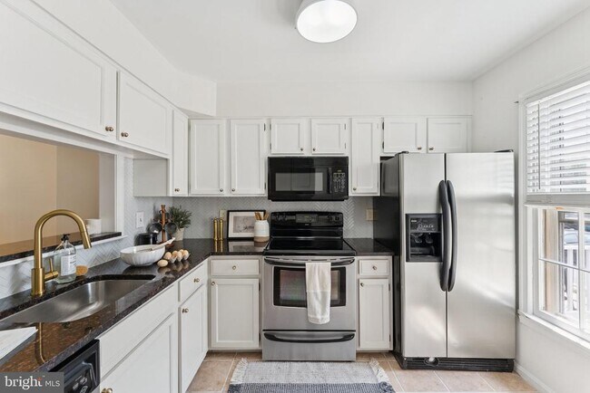 Building Photo - 6316 Chimney Wood Ct