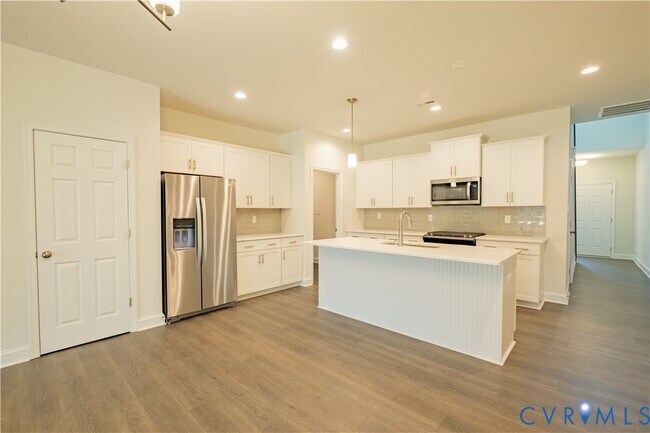 Building Photo - 6837 Leire Ln