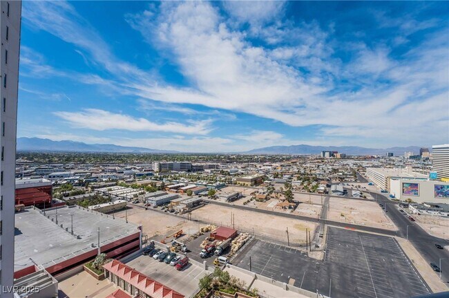 Building Photo - 200 W Sahara Ave