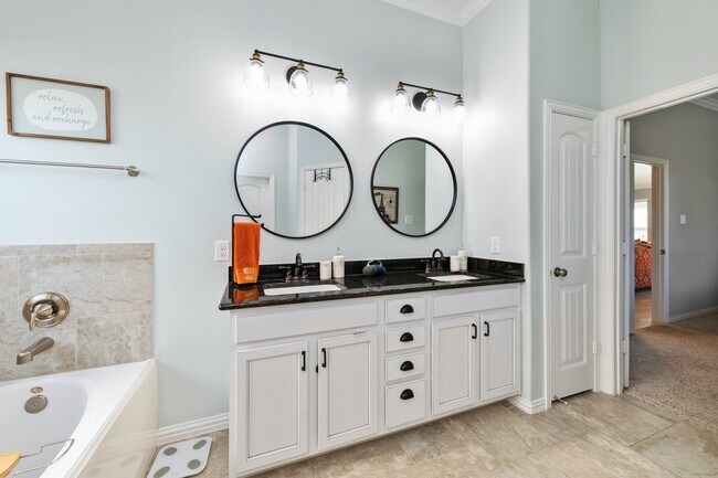 Building Photo - 4323 Berry Bend Ln