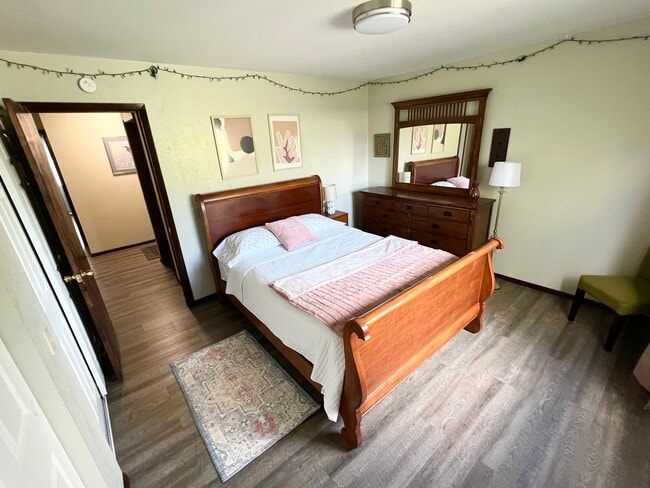 Building Photo - 11527 Heritage Ct