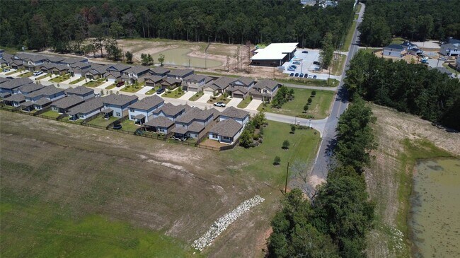 Building Photo - 7807 Alset Dr