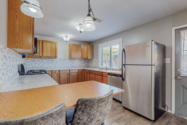 Building Photo - North Valley Casita 2 Bedroom 1 Bath