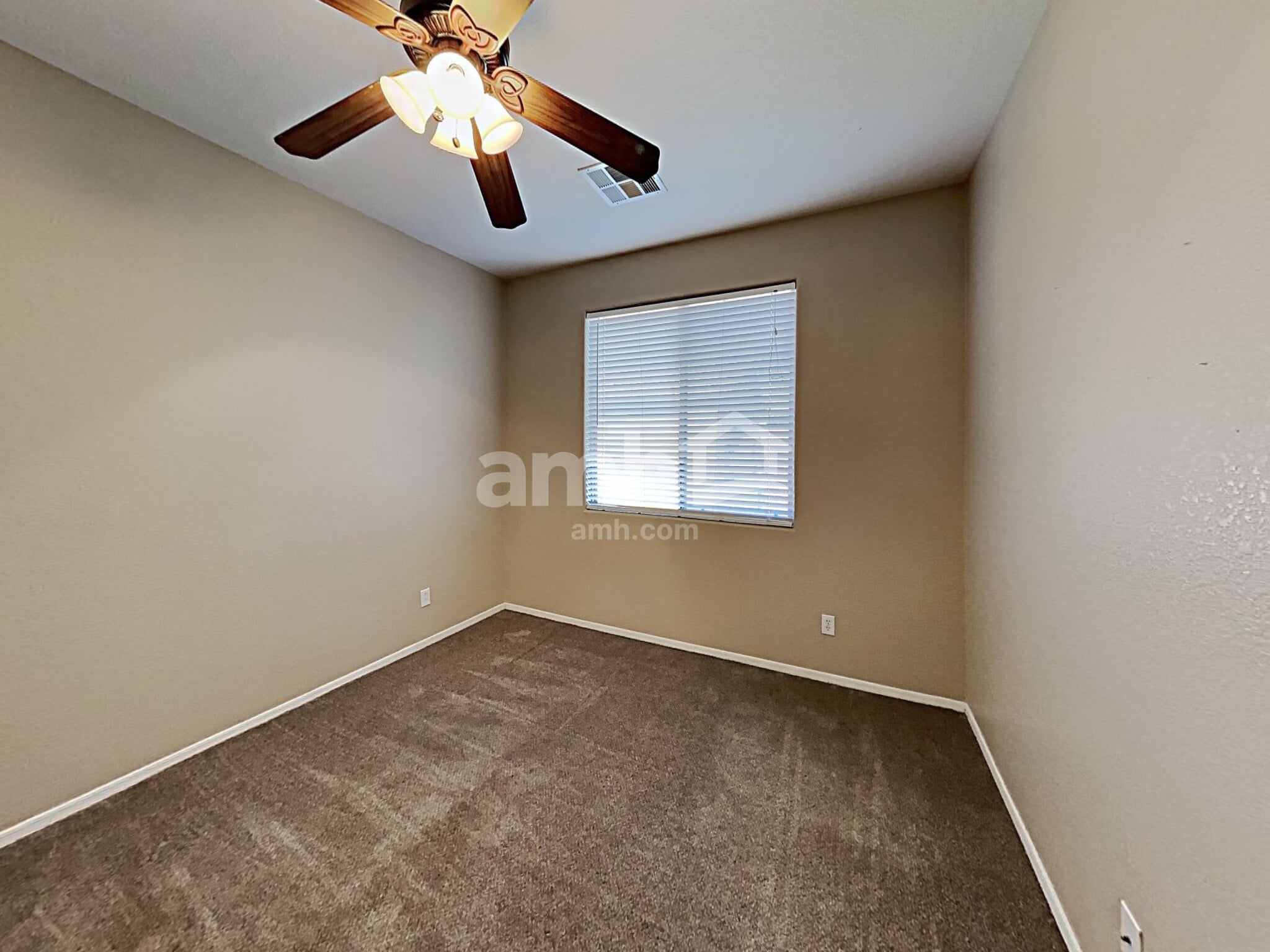 Building Photo - 3880 E Kesler Ln