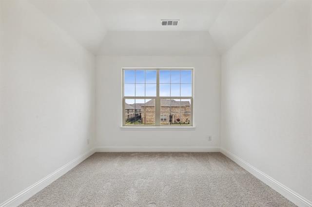 Building Photo - 6416 Burbank Wy