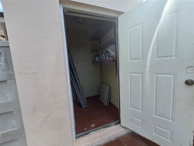 Building Photo - 894 NW 134th Pl