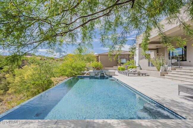 Building Photo - 12016 N Sunset Dr