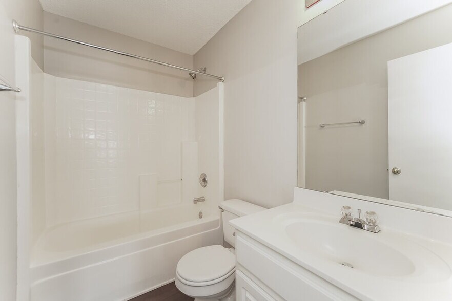 Building Photo - 10512 Katie Creek Ct