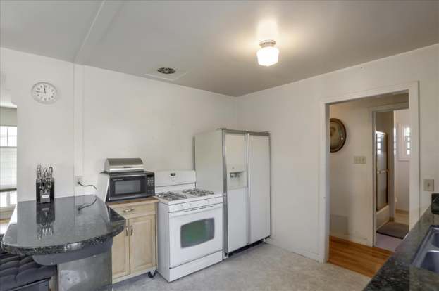 Building Photo - 225 Mortimer Ln