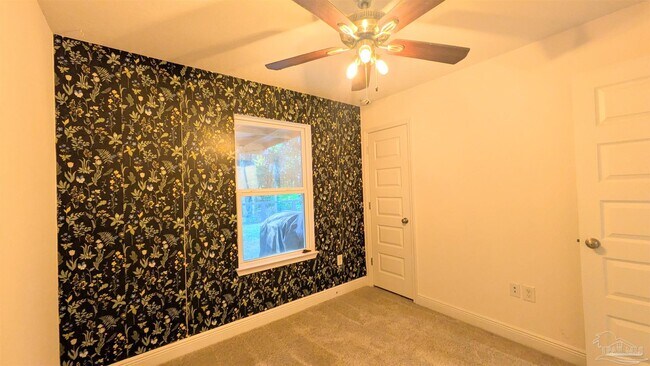 Building Photo - 151 Calvert Oaks Dr