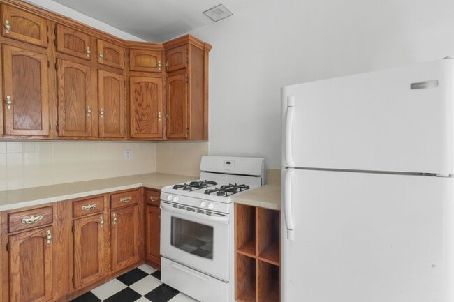 Building Photo - 6282 Commodore Sloat Dr