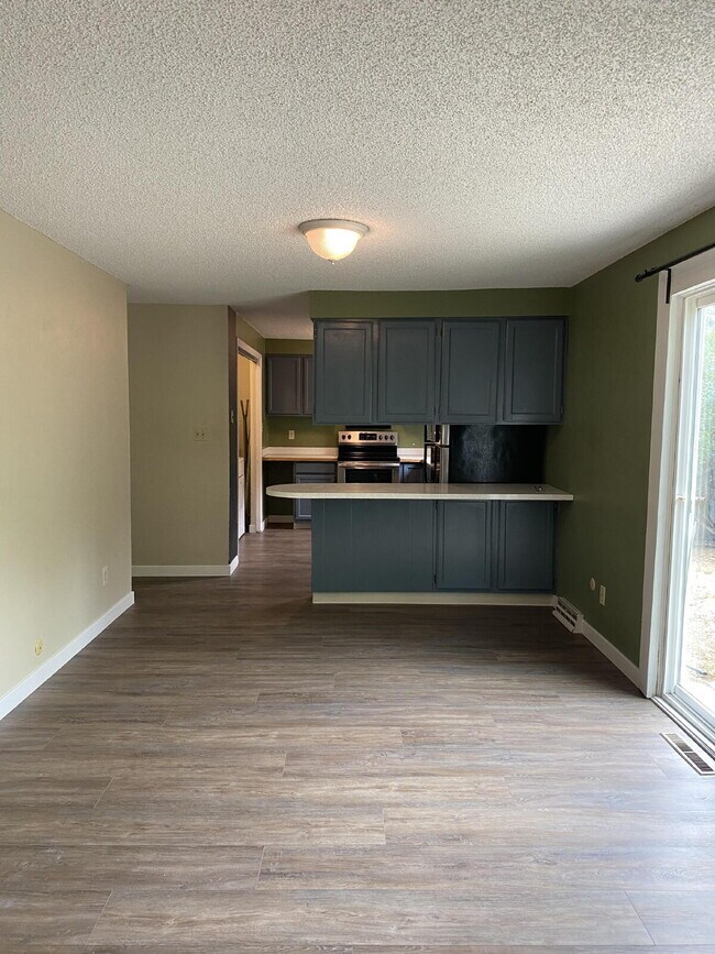 Building Photo - 4547 Beachcomber Ct