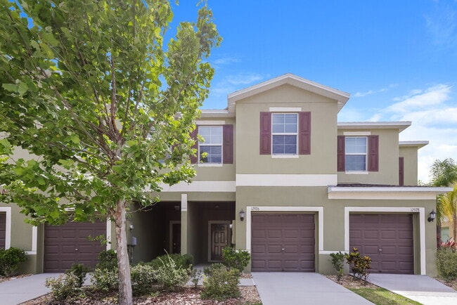 Building Photo - 12926 Utopia Gardens Way