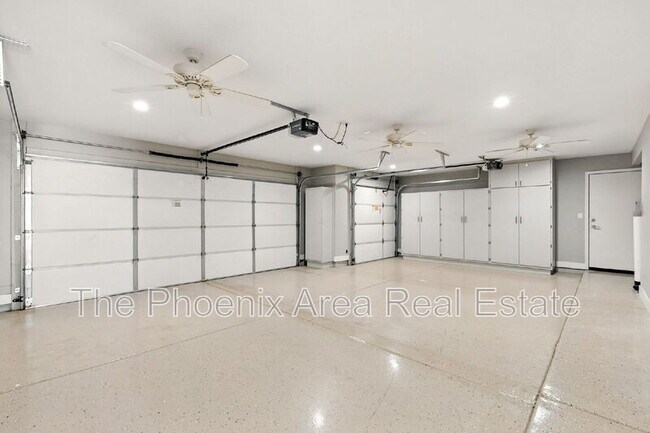 Building Photo - 25818 S Hollygreen Dr