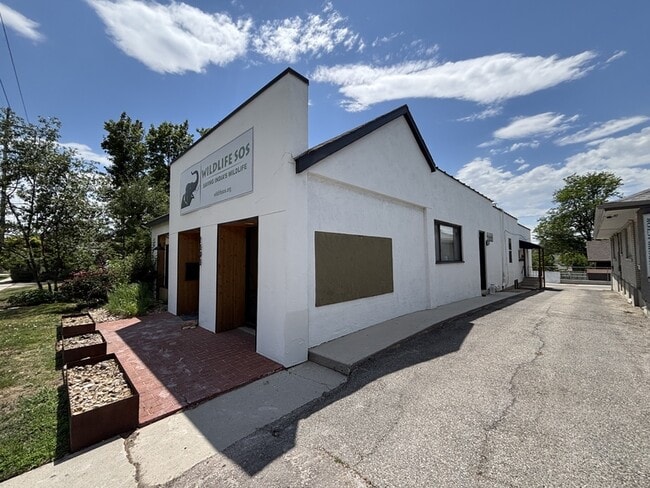 Building Photo - 1090 S 1100 E