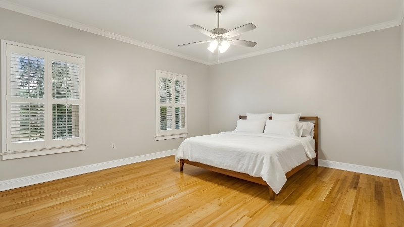 Building Photo - 126 Rue De La Paix