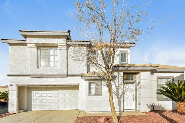 Primary Photo - 4646 English Lavender Ave