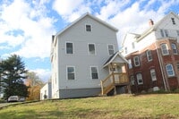 Building Photo - 647 New Park Ave